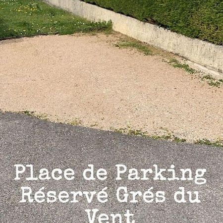 Apartamento Au Grés du Vent Ruy-Montceau Exterior foto